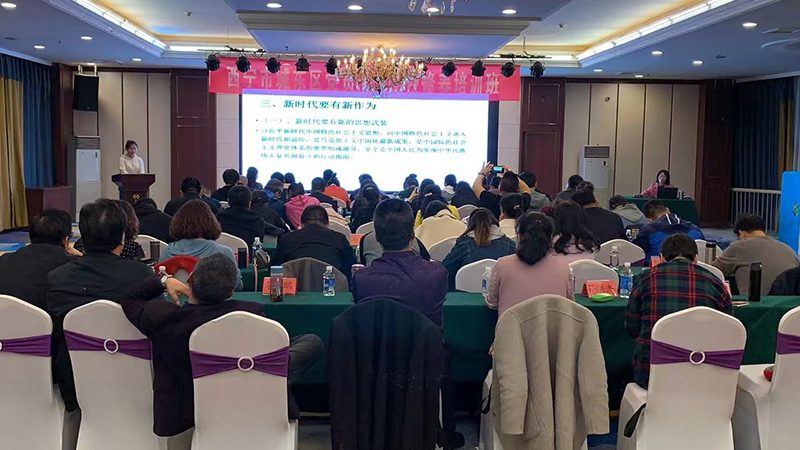 小标题：网络课程兴起，选择难题凸显