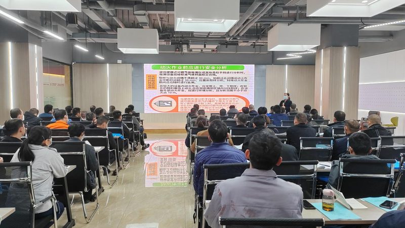 瑜伽教练培训实战教学评价：如何评估教学效果？**