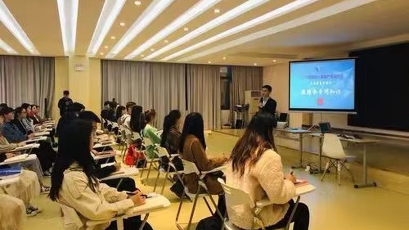 学历提升，含金量如何衡量？**